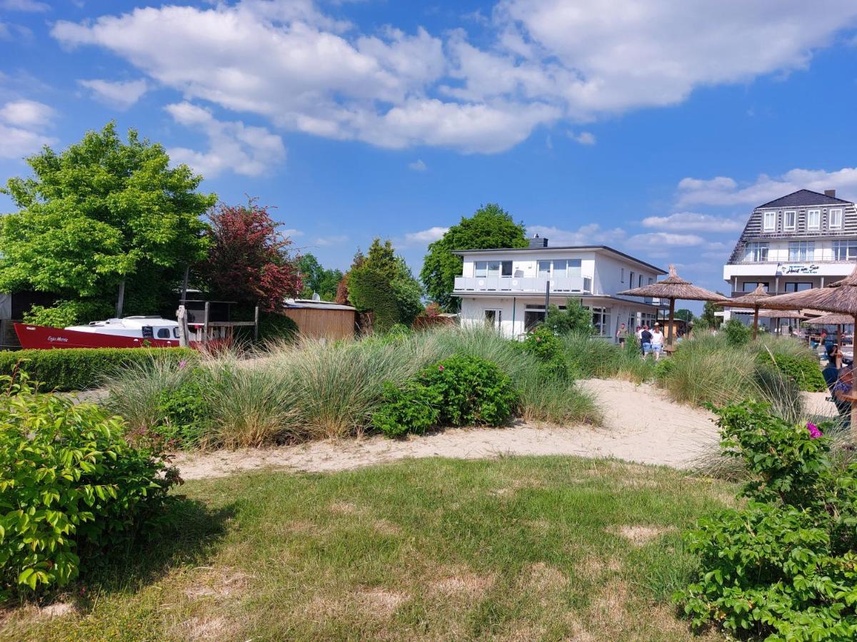 Apartamento Haus Strandglueck - Urlaub Mit Blick Auf Den Duemmer See Lembruch Exterior foto