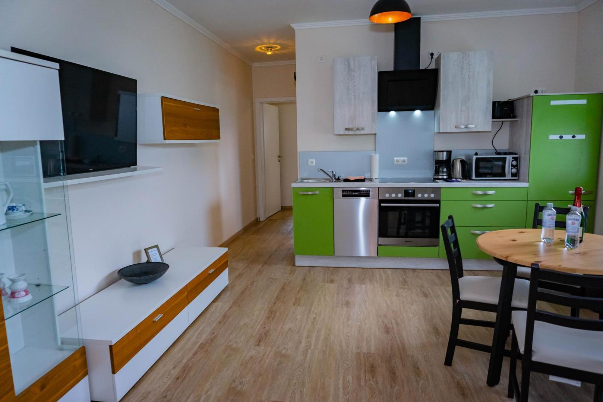 Apartamento Haus Strandglueck - Urlaub Mit Blick Auf Den Duemmer See Lembruch Exterior foto